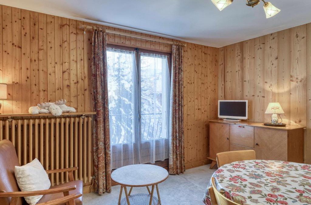 Megeve Apartment | Location cosy : 2 pièces rénové, balcon sud-est, proche centre et télécabines du Jaillet à Megève - FR-1-453-122