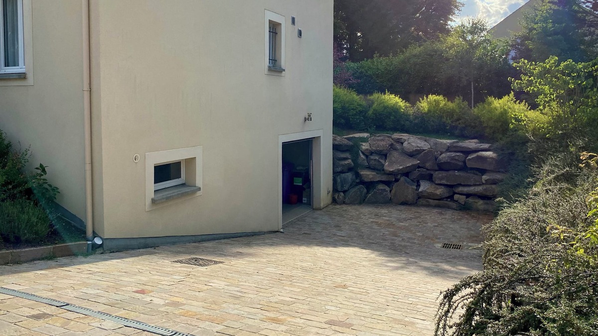 Levis-Saint-Nom House | Location Espace Extérieur Pour Tournage