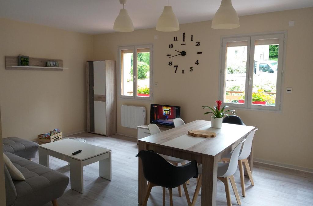Bellegarde-sur-Valserine Apartment | Location A.M.I