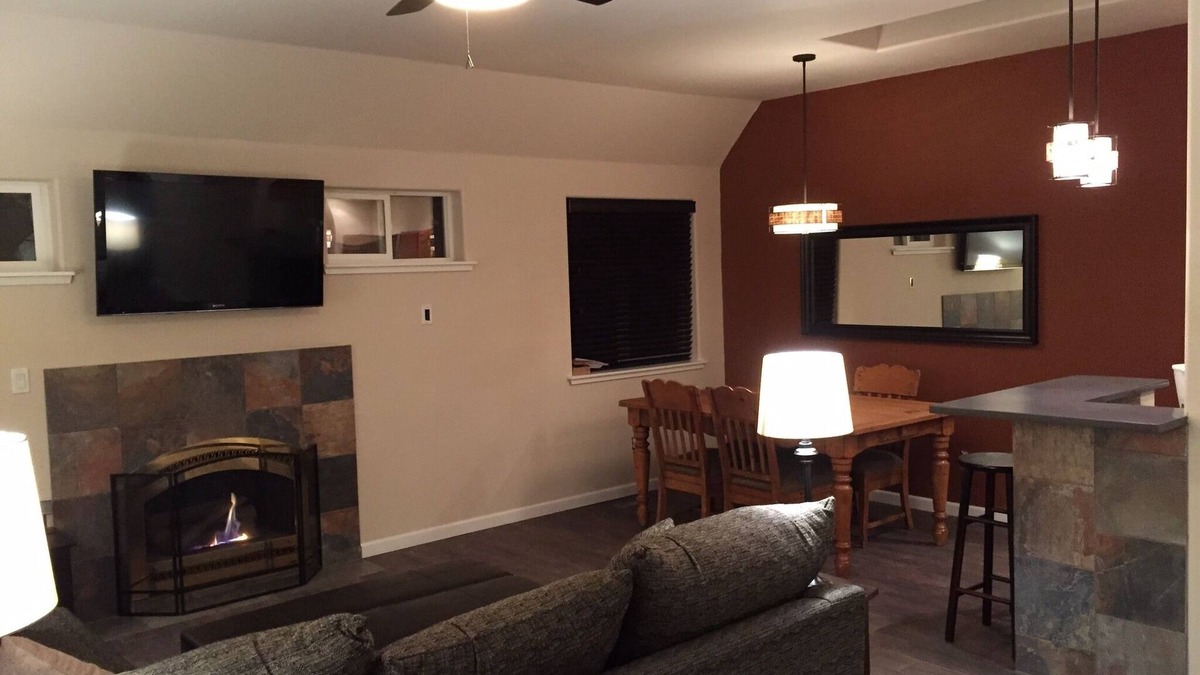 Old Bend House | Location! Historical District Downtown - Walk everywhere, new 4 Bedroom, 3 Bath