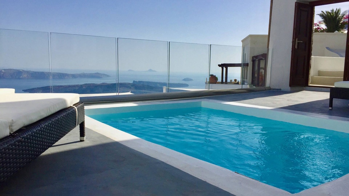 Imerovigli Villa | Location,Location,Location,PRIVATE POOL, CALDERA VIEWS to infinity; daily maid