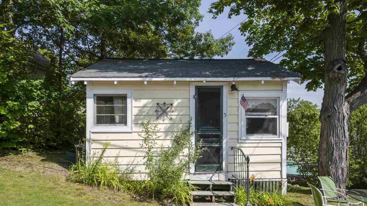 Weirs Beach Cottage | Location, Location, Location! Weirs Beach cottage