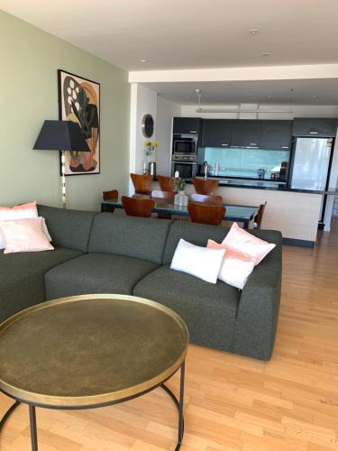 Ahuriri Apartment | Location, location, location!