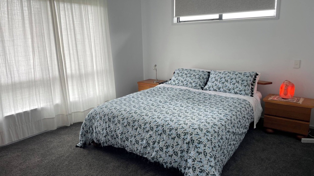 Papamoa Beach House | LOCATION. Location. Close to the beach and the reserve, private with a Spa.