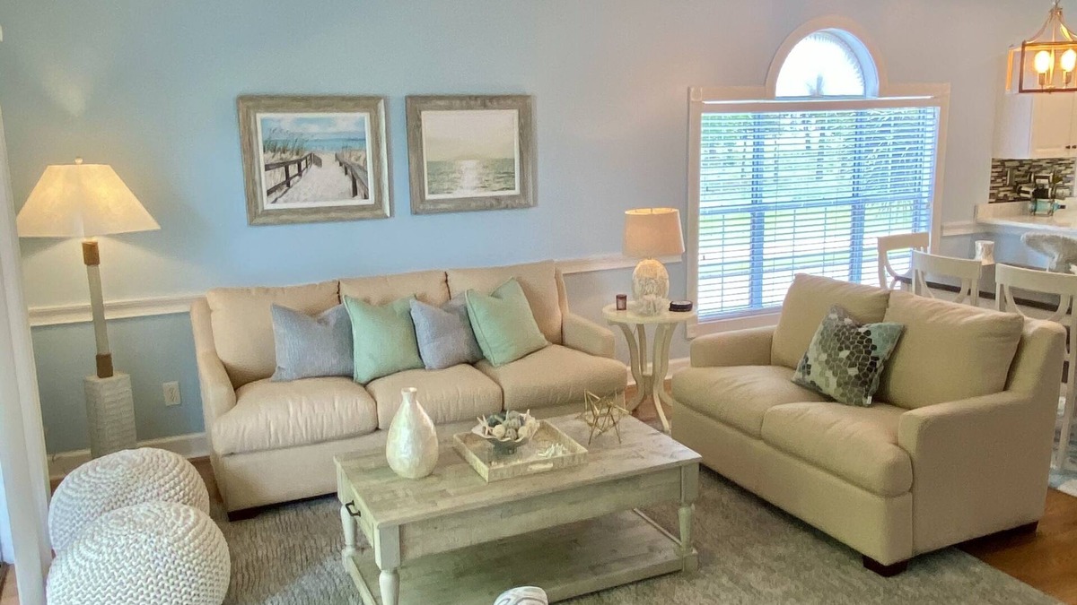 Central Myrtle Beach Condo | Location, Location. On the Course & a 5 minute ride to the BEACH!