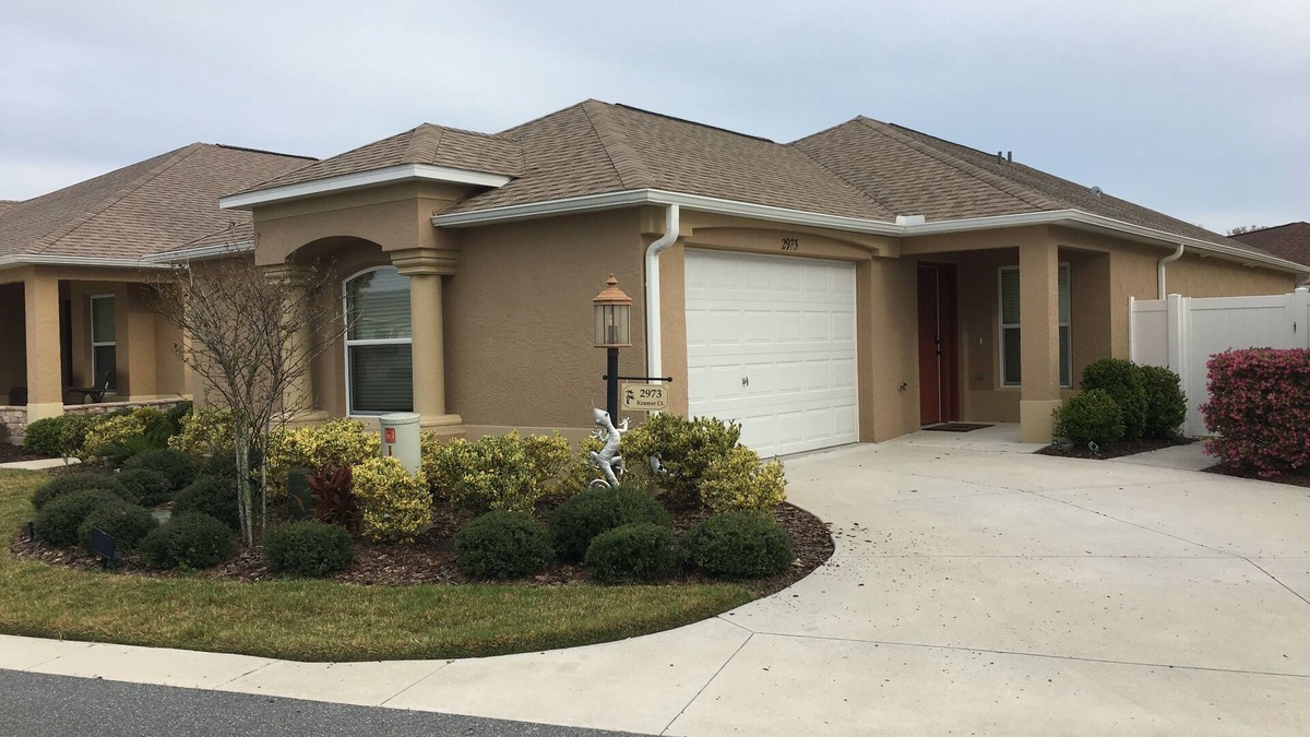 Fruitland Park Villa | Location, location, location! Geographical center of Villages
