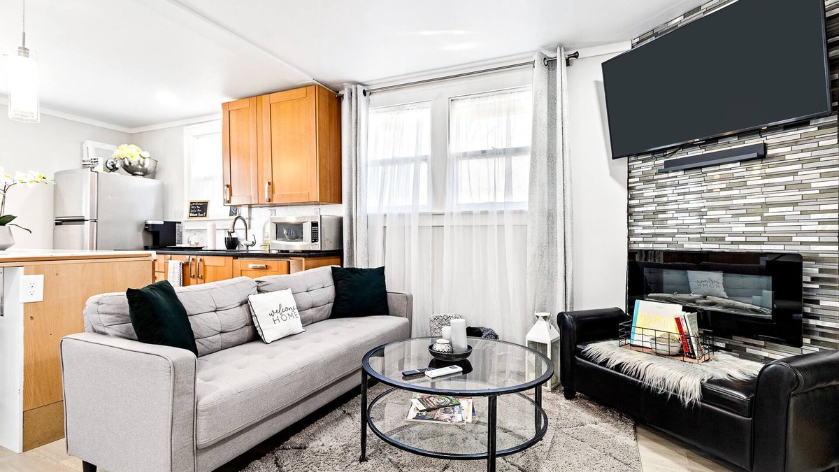 Deer Park House | Location & Luxury - Welcome to your private suite!
