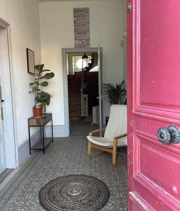 Teloche Villa | Location semaine 24h du Mans Maison Chaleureuse 8 Personnes