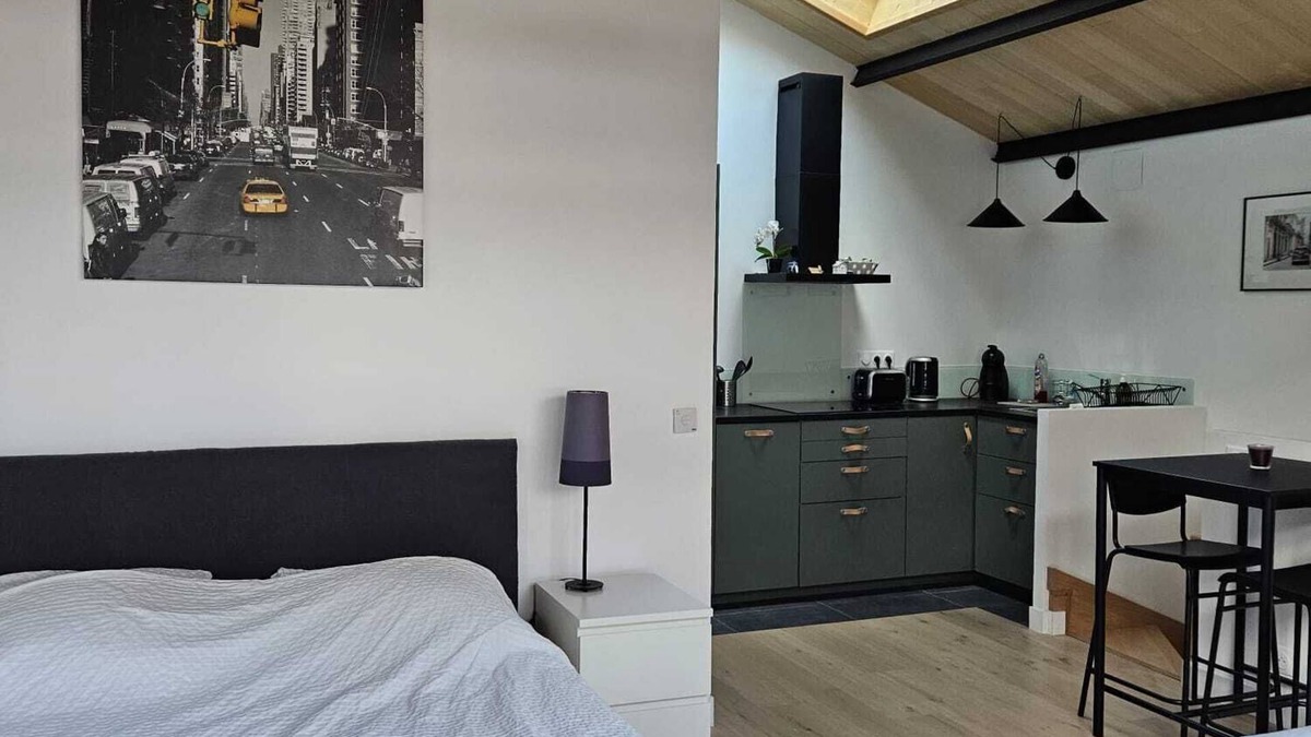 Montreuil Apartment | Location Studio Atypique Montreuil