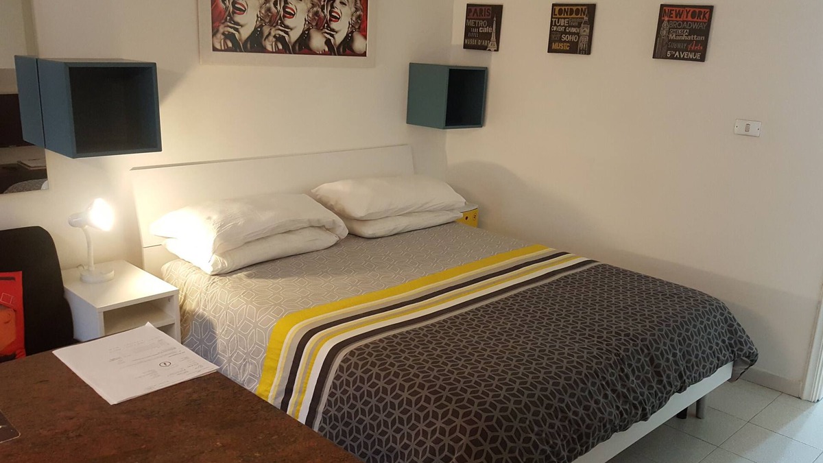 Asti Apartment | Location Turistic Studio Central Sanctuary Park.