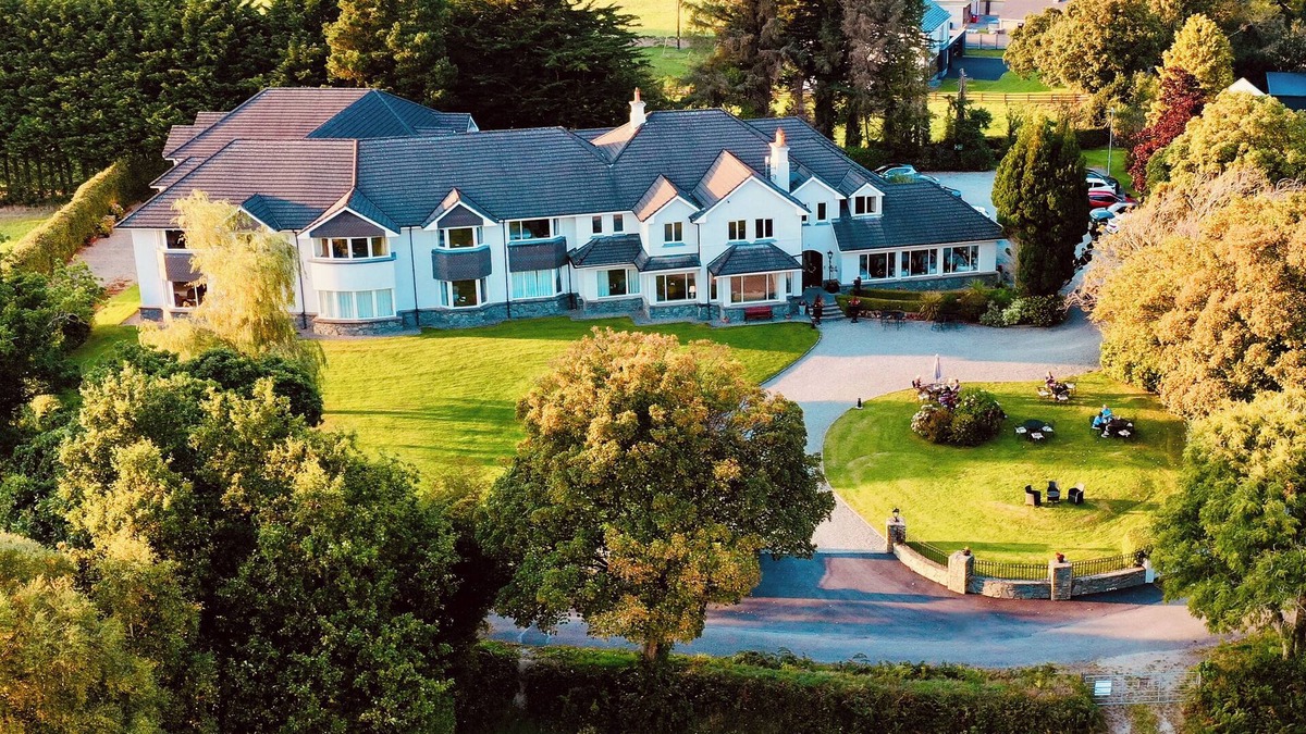 Fossa House | Loch Lein Country House