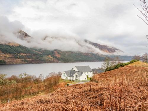 Spean Bridge Apartment | Lochy Lookout
