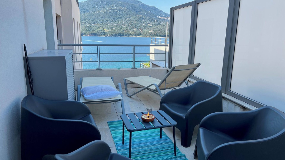 Propriano Apartment | Locigo- T3 VUE MER Pied Dans L'eau