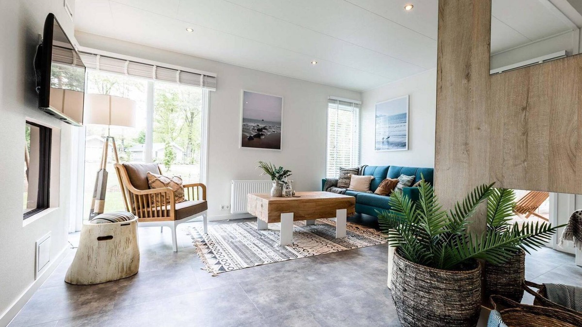 Lageweg Ski Chalet | ✓ Lodge Royall at Parc de IJsselhoeve ✓ Holiday home for 4 persons ✓ Located in Nieuwerkerk aan den IJssel (Zuid-Holland) ✓ Holiday park next to the IJssel ✓ Book directly through the park