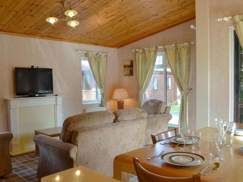 Dinnet House | Lodge A- Uk33088
