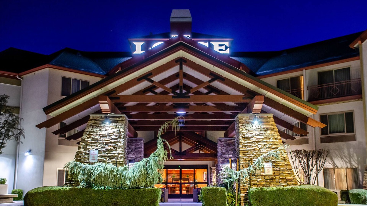 Oroville Hotel | Lodge At Feather Falls Casino