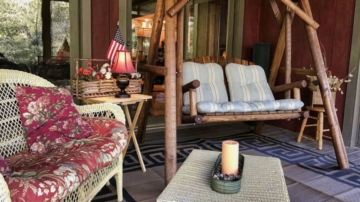 Mountain Home Cabin | Lodge Between The Lakes - Family Reunions!