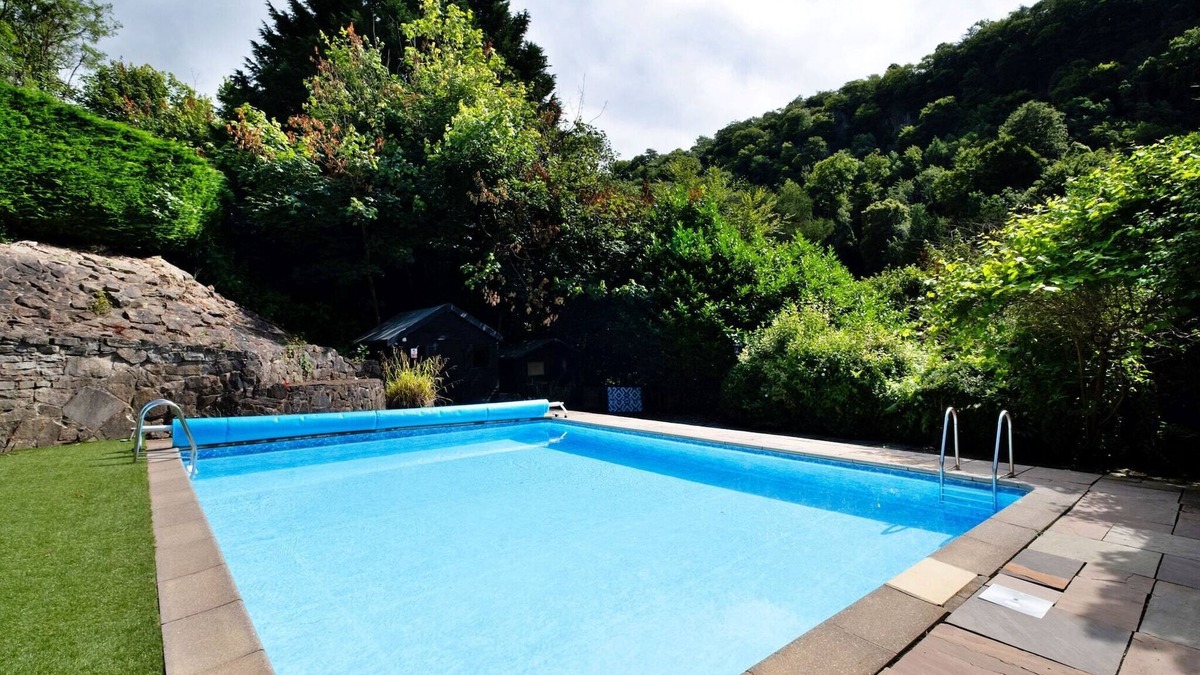 Symonds Yat Apartment | Lodge by River Wye with Private River Access