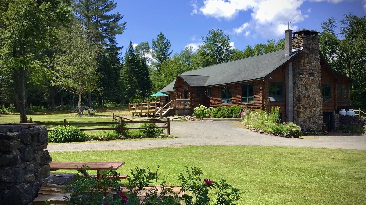 Long Lake House | Lodge on Big Brook adjoining state easement Hunter’s/snowmobile paradise