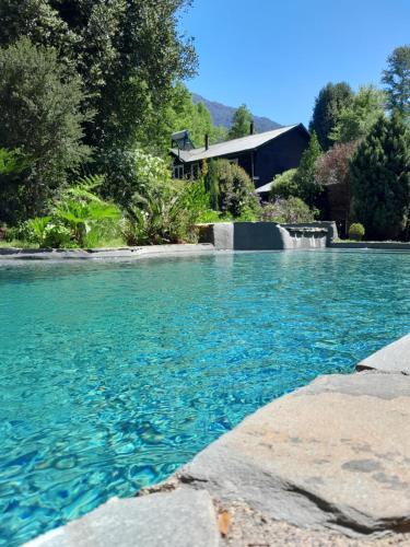 Pucon House | Lodge Tenis Pucon cl