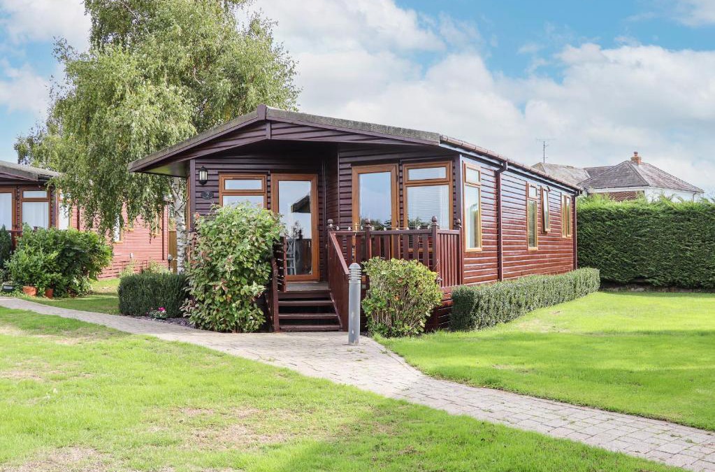 Faversham House | Lodge Two, Country View Park