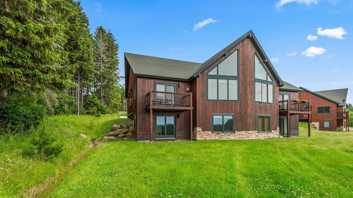 Rangeley Condo | Lodges 17 - Modern condo with great views of Rangeley Lake
