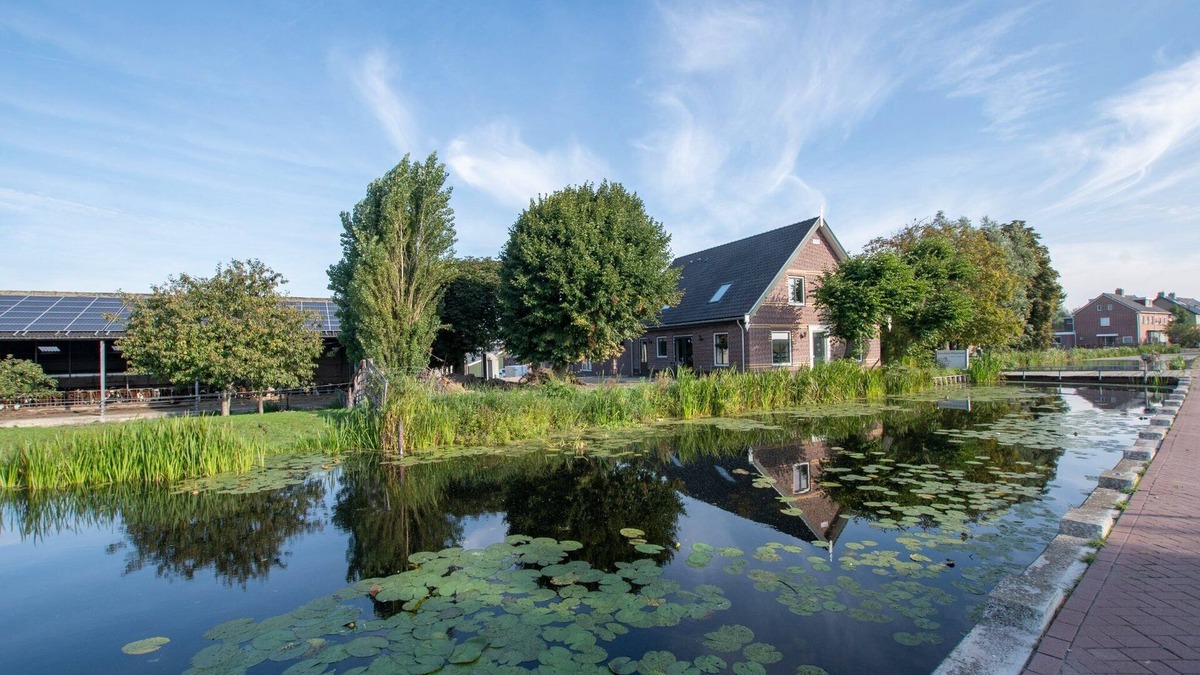 Leidschendam Apartment | Lodging 1: Spacious and luxurious 4 to 6 person apartment.