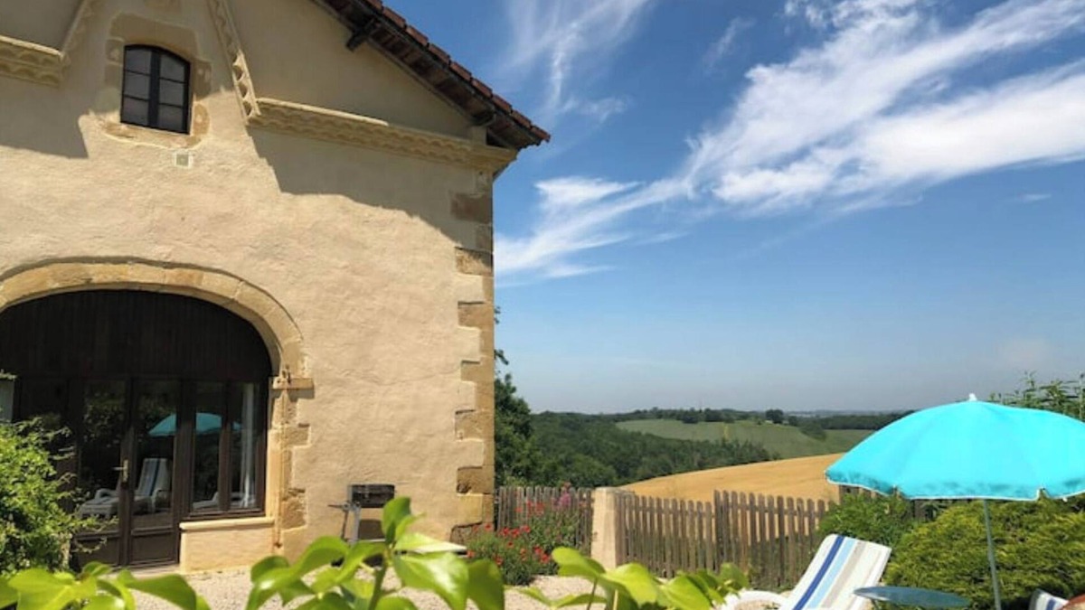 Monpardiac House | Lodging in property with swimming pool