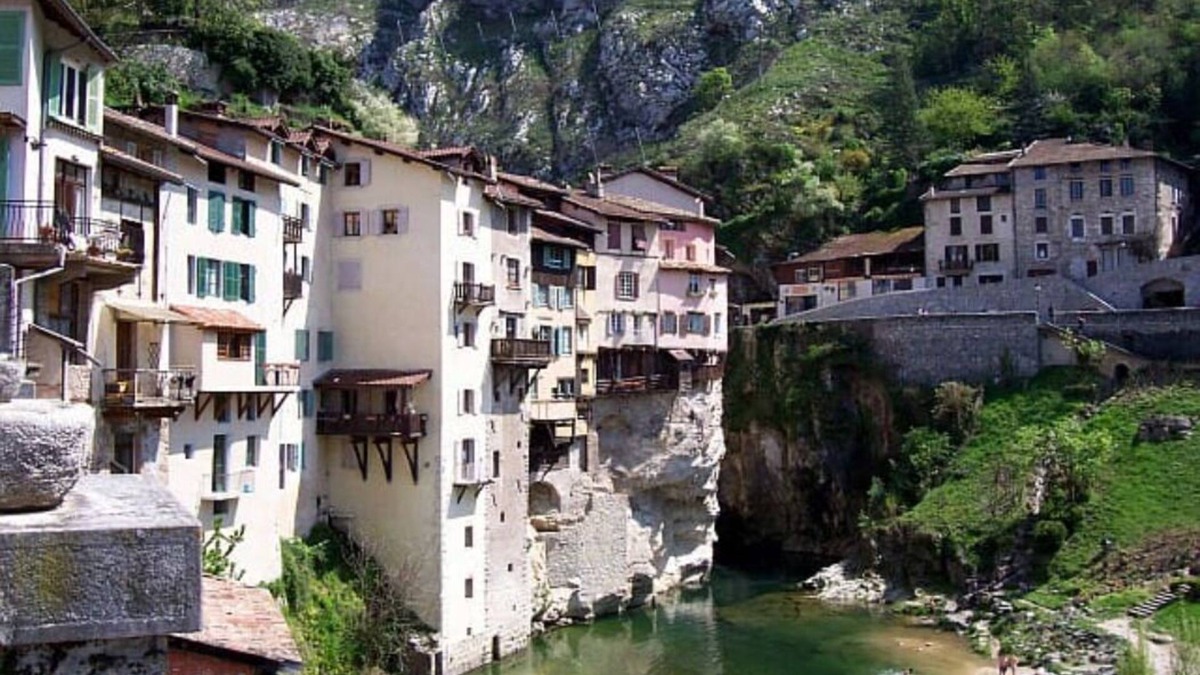 Pont-en-Royans Apartment | Lodging in the heart of the Vercors