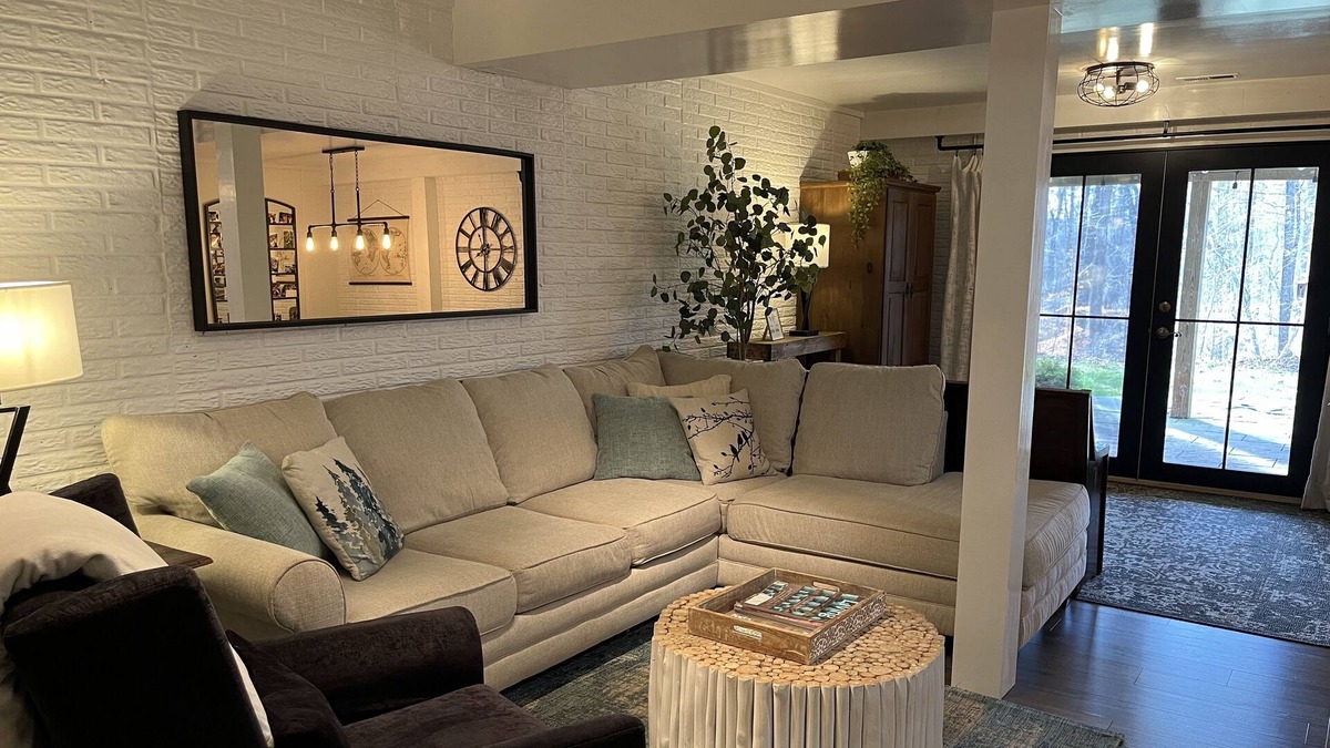 Charlottesville Apartment | Lodging@Laurelen