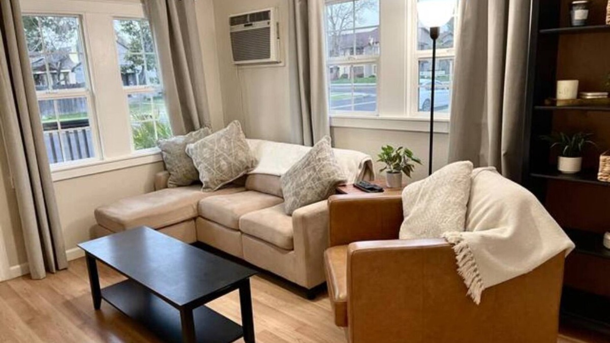 Lodi House | Lodi Lounge