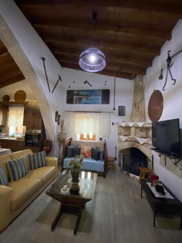 Lofou House | Lofitiko