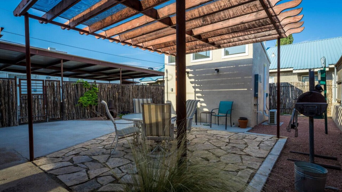 Alpine Apartment | Loft 3 - Downtown, ground level