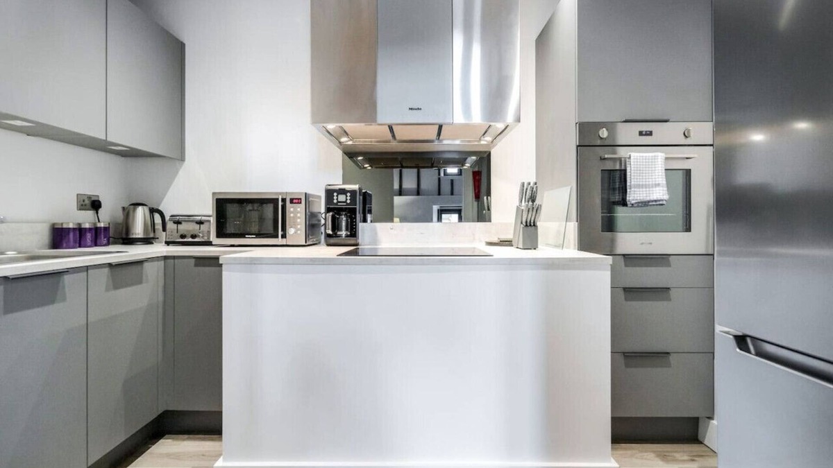Bishop's Stortford Apartment | Loft 3 stunning loft style apartment near Stansted