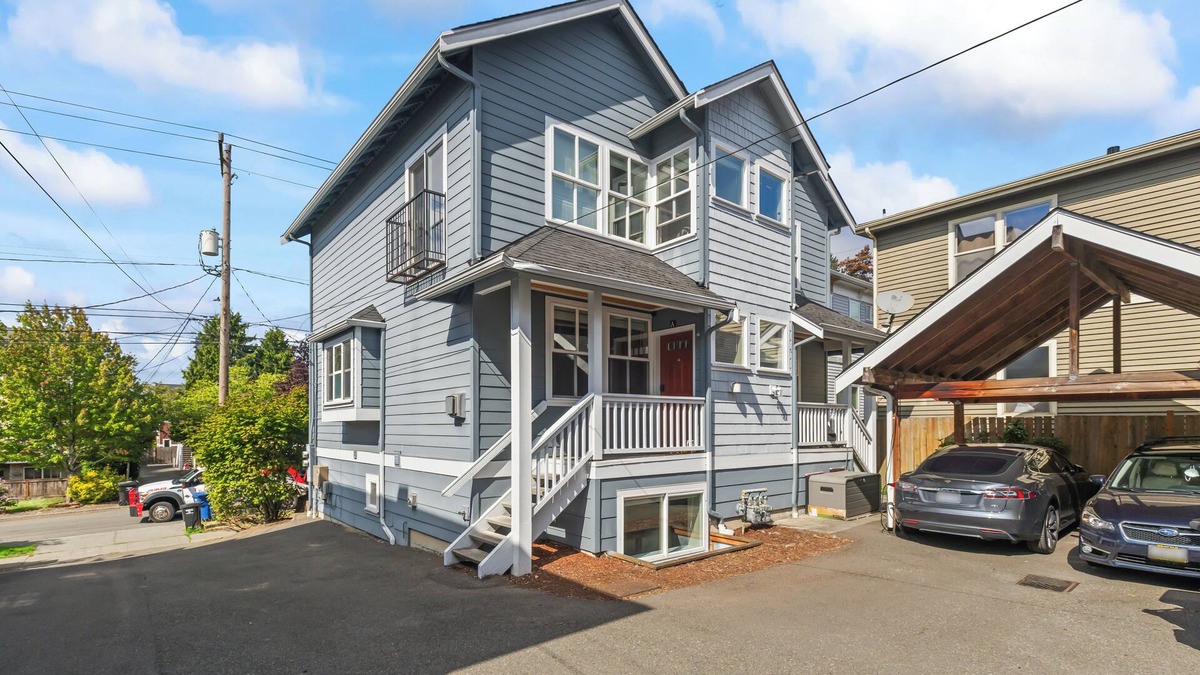 Squire Park House | LOFT 3b2b~Free parking!~Stadiums&DT 10mins