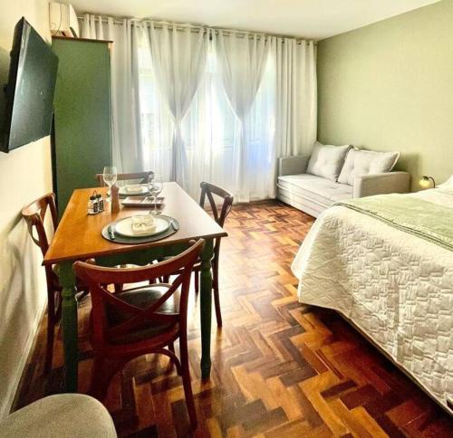 Menino Deus Apartment | Loft aconchegante no Menino Deus