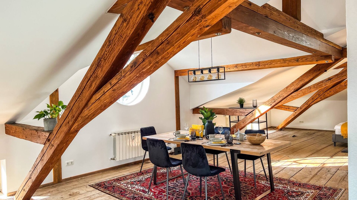 Prien am Chiemsee Apartment | Loft apartement in the heart of Prien am Chiemsee * SmartTV * Washer-dryer*100m²