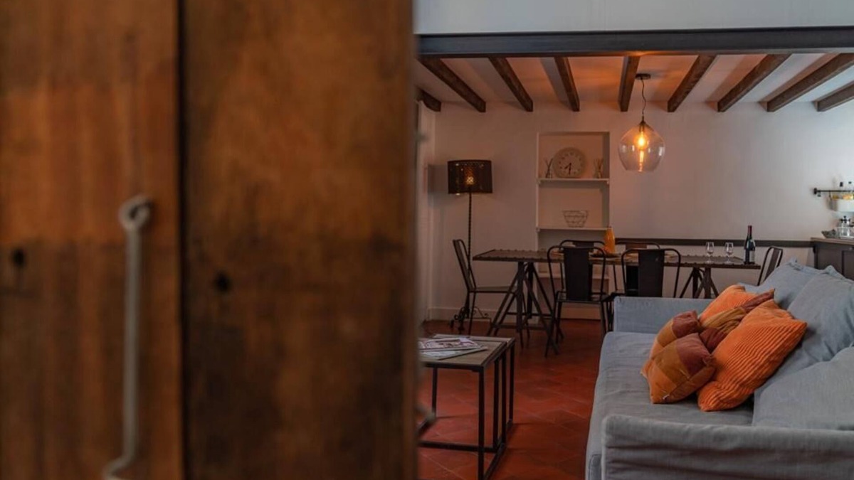 Nimes City Centre Apartment | 🏛️ Loft at Maison Carrée - 2/4 people- ⭐