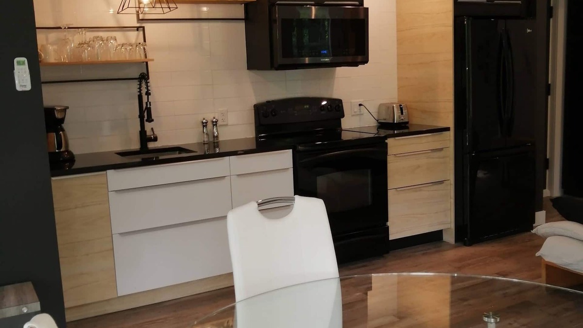 Shefford Bed & Breakfast | Loft Avec Terrasse , Pres de Bromont-déjeuner Continental Inclus
