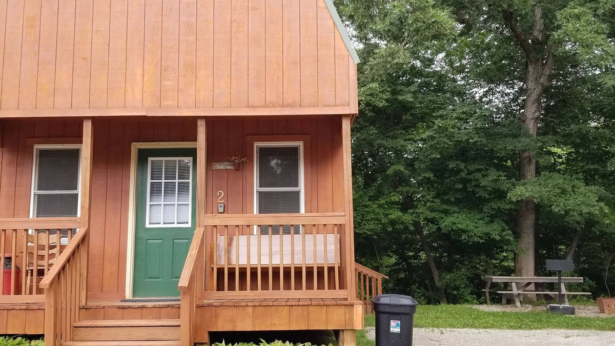 Moscow Cabin | Loft cabin #2 near beautiful Cedar River