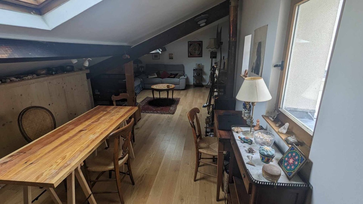 Les Lilas Apartment | Loft chaleureux à 10mn du Métro Mairie des Lilas de la ligne 11 à 15mn chatelet
