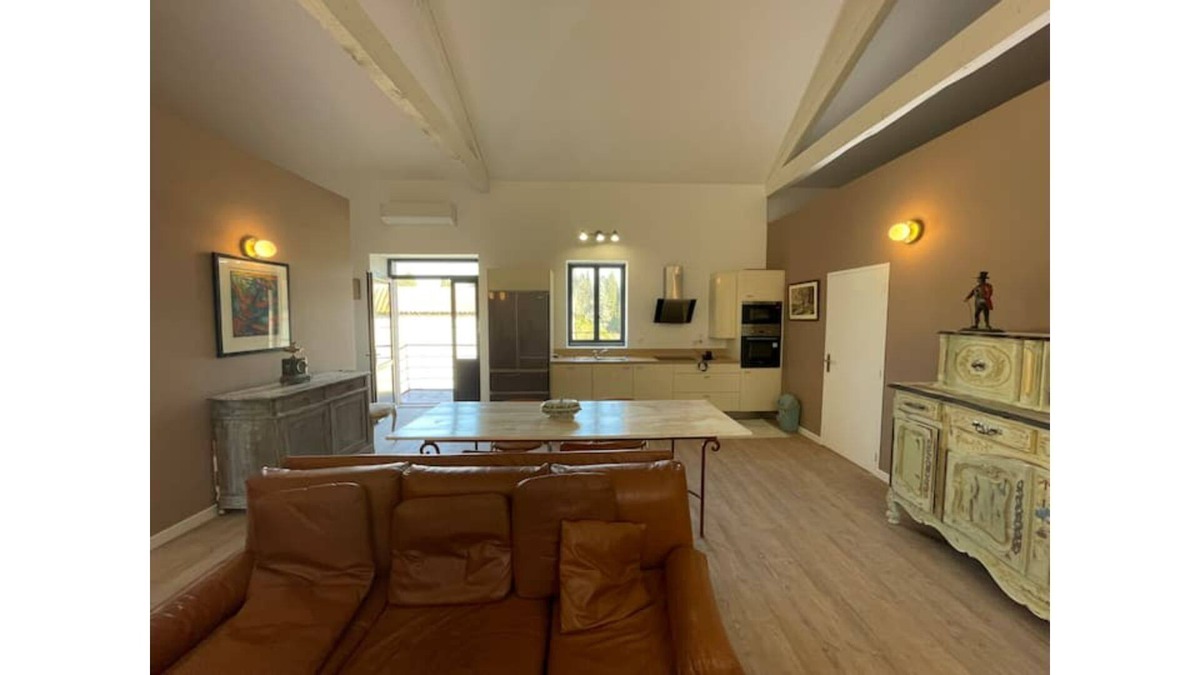 Rognonas Villa | Loft Clim between Alpilles, Avignon and Arles