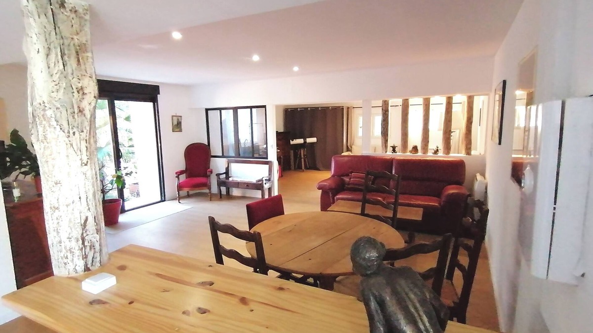 Saint-Hilarion House | Loft de 60m² en RDC de Moulin Du18eme Avec Parc . Entrée Indépendante