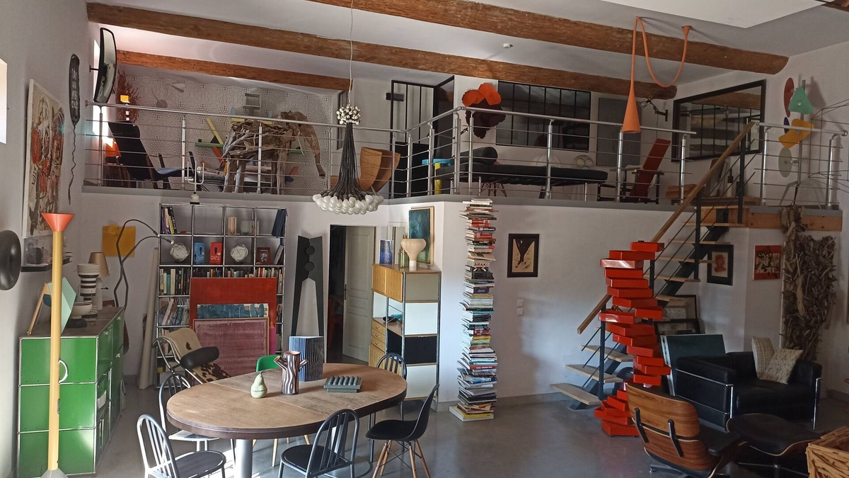 Laverune Apartment | Loft, Design collection, artist's studio, 15' from beaches and Montpellier center