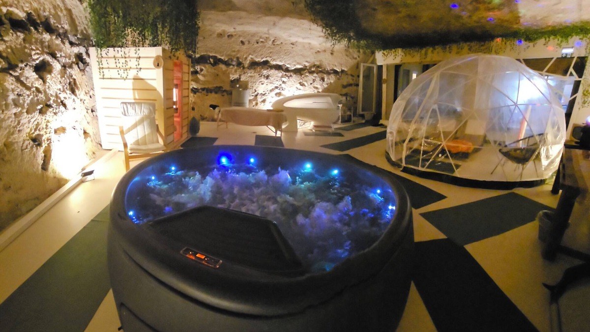 Chateaudun House | Loft et spa Entièrement Troglodyte