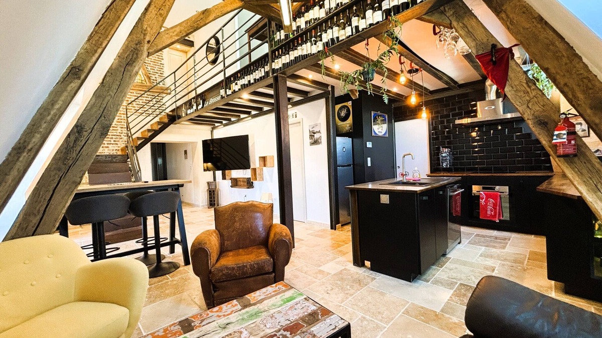 Bourges Apartment | Loft in the Heart of Palais Jacques Cœur