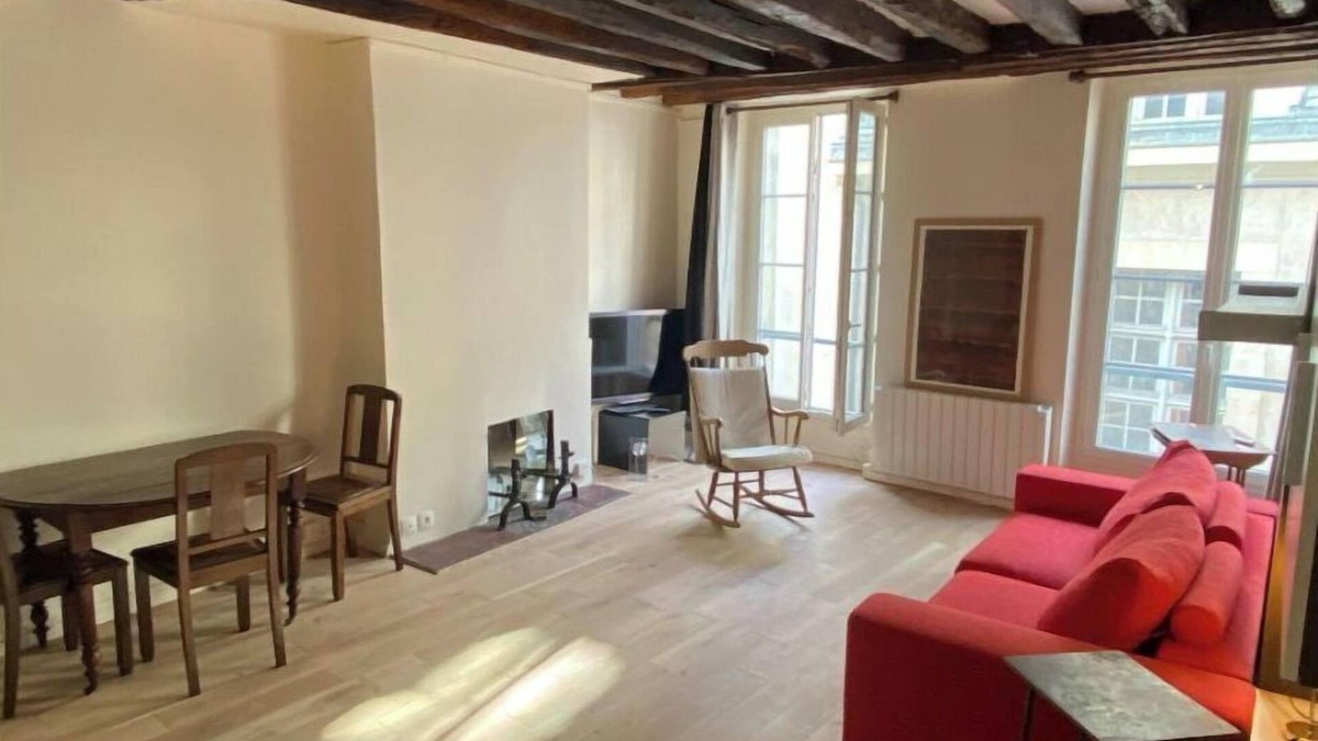 3rd Arrondissement Apartment | Loft in the heart of the marsh