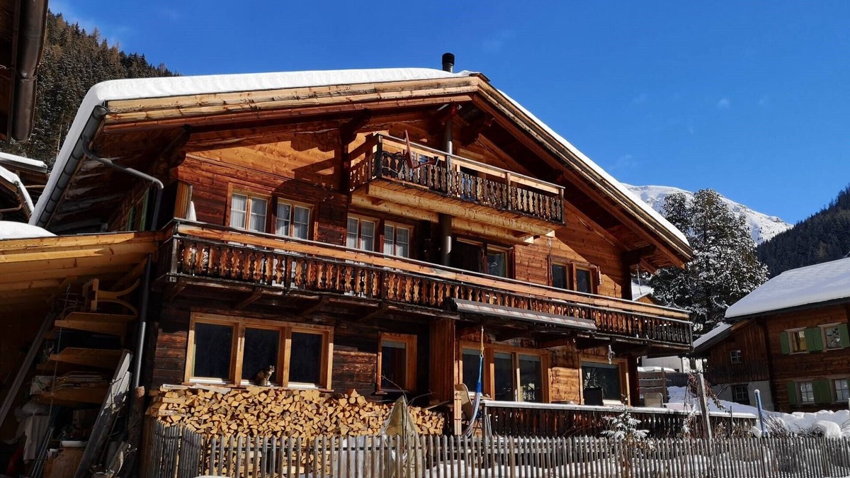 Monstein Apartment | Loft in Walserhaus, balcony, unobstructed location
