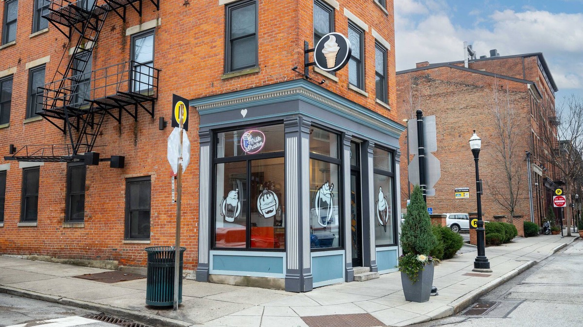 Pendleton Condo | Loft Life Pendleton 2 – Chic Downtown Condo for 4! Perfect for Professionals