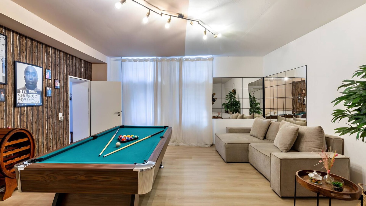 Ostviertel Apartment | 'Loft Mit Whirlpool, Sauna, Billard' with Private Garden and Wi-Fi